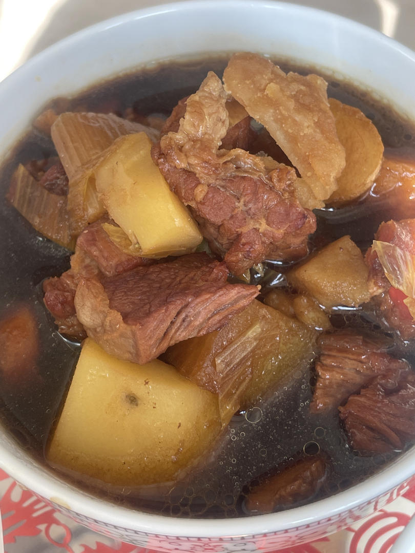 番茄土豆炖牛腩