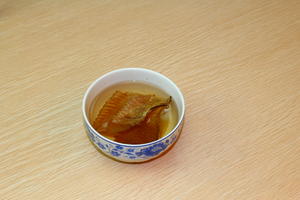 膨鱼鳃石斛益生汤-为男士设计的汤水的做法 步骤2