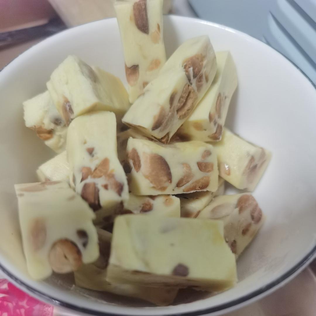 牛轧糖（不甜腻不粘牙）