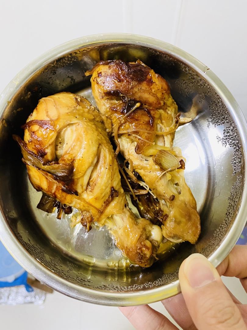 电饭锅酱鸡腿（出自微博：深夜放毒少女）