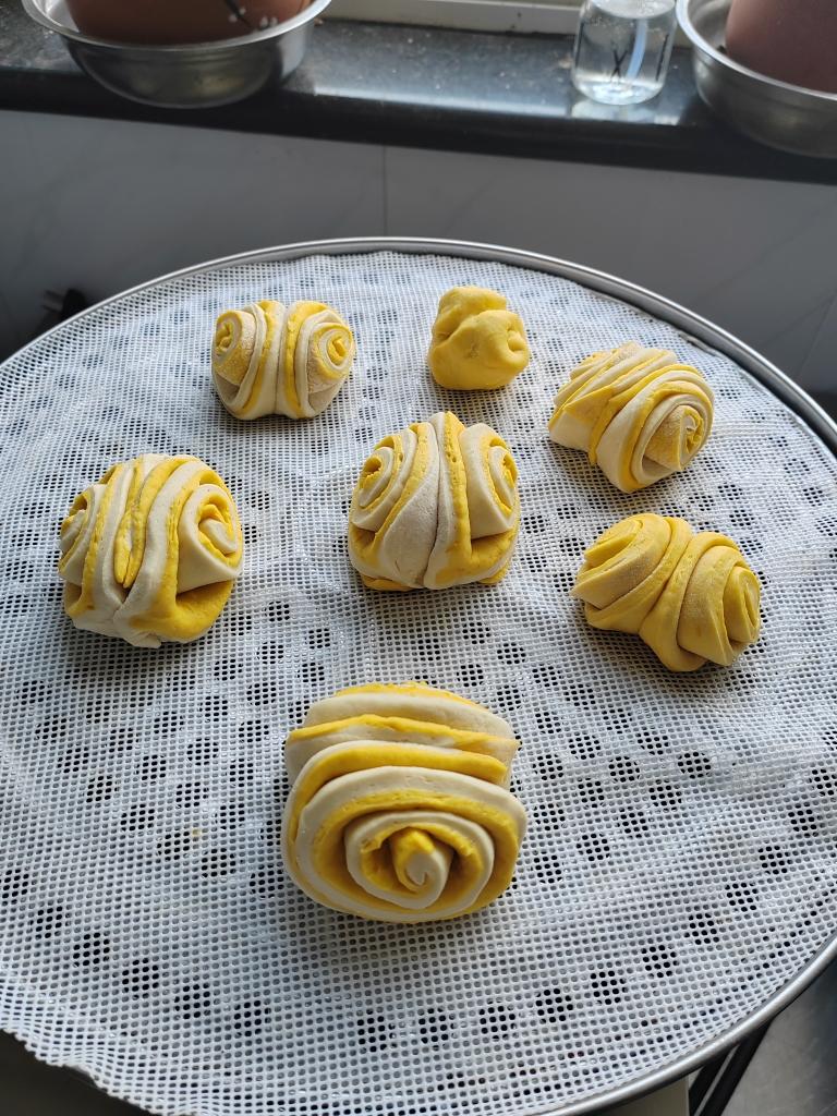 双色花卷的做法