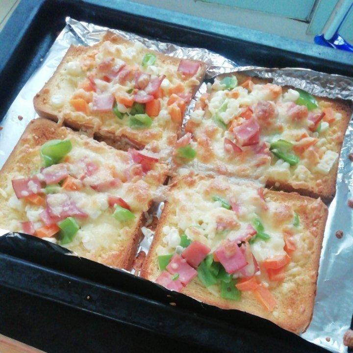 超好吃面包披萨🍕