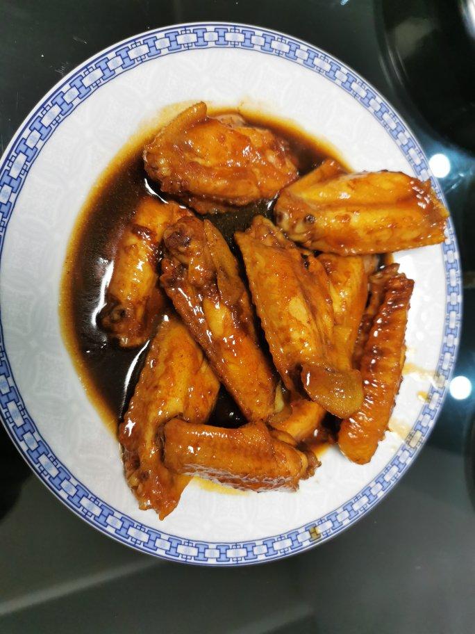 厨师长教你：“可乐鸡翅”的家常做法，味道鲜嫩可口，先收藏起来