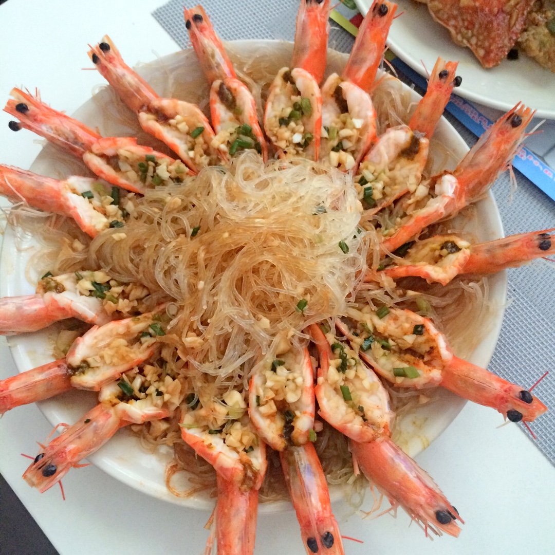 蒜蓉粉丝蒸大虾