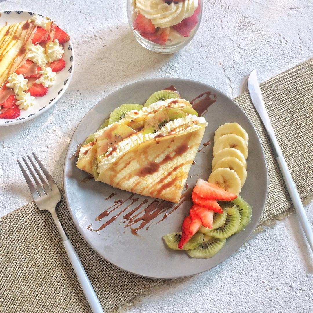 缤纷水果可丽饼