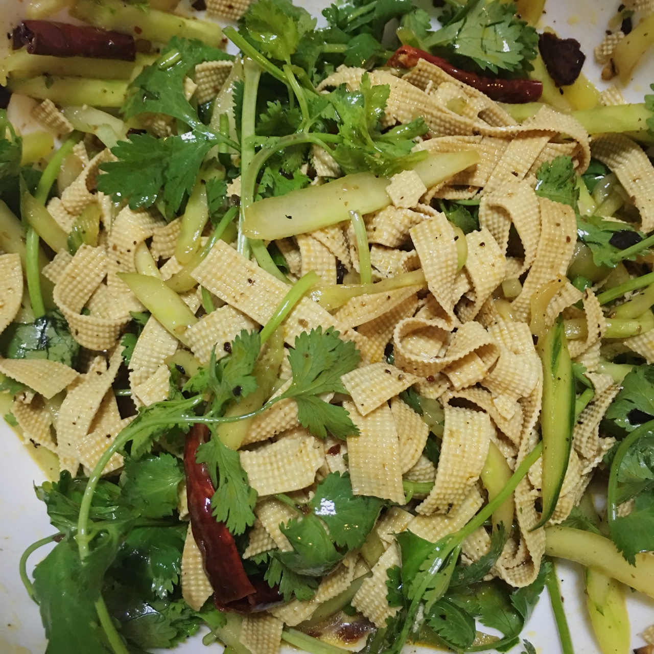 炝拌麻辣豆腐皮