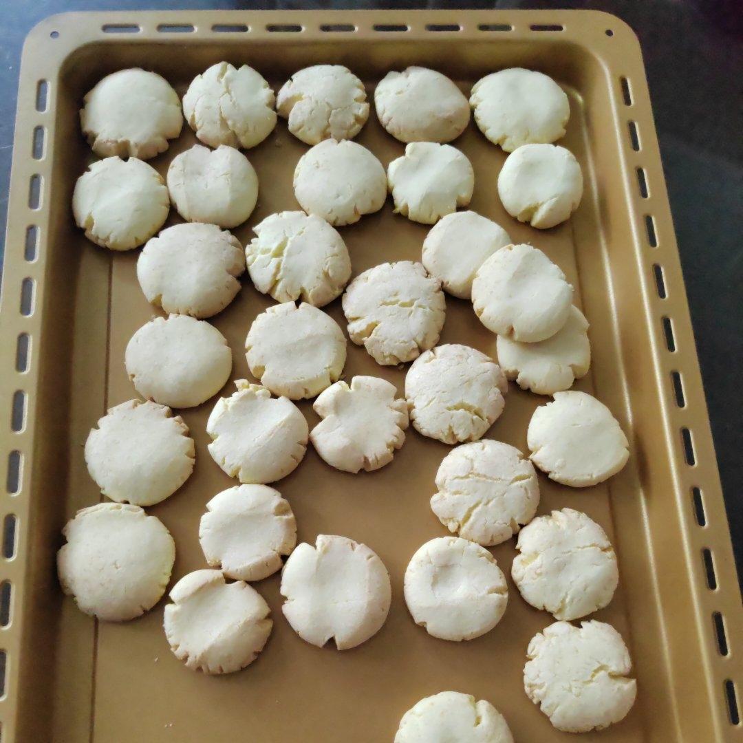 曲奇饼干 超酥化 玛格丽特饼干 小饼干 消耗低筋面粉 消耗玉米淀粉 蔓越莓 葡萄干可加