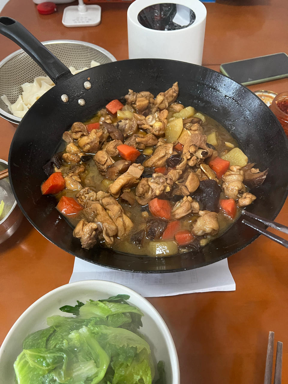 小鸡炖蘑菇