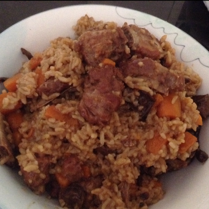 喷香排骨焖饭（爆好吃）