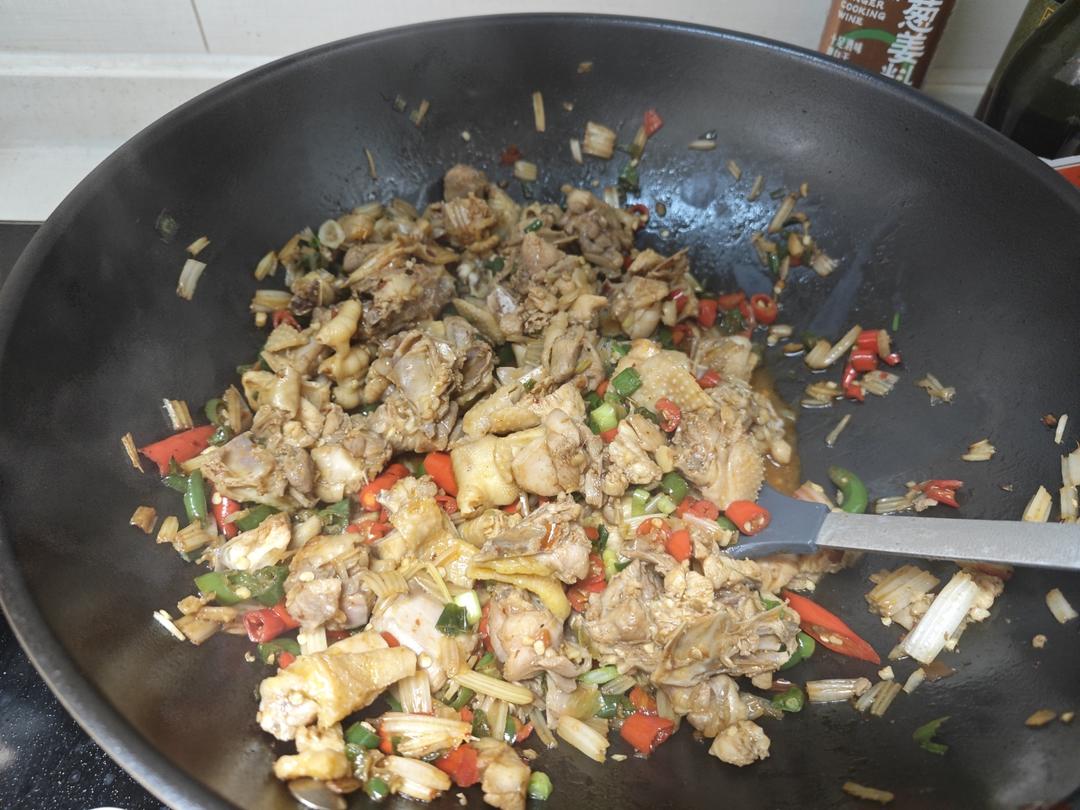 双椒鸡丁（又是超下饭的一道菜）