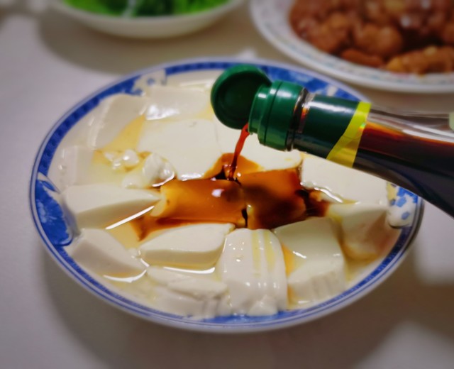 清蒸豆腐蘸白灼汁