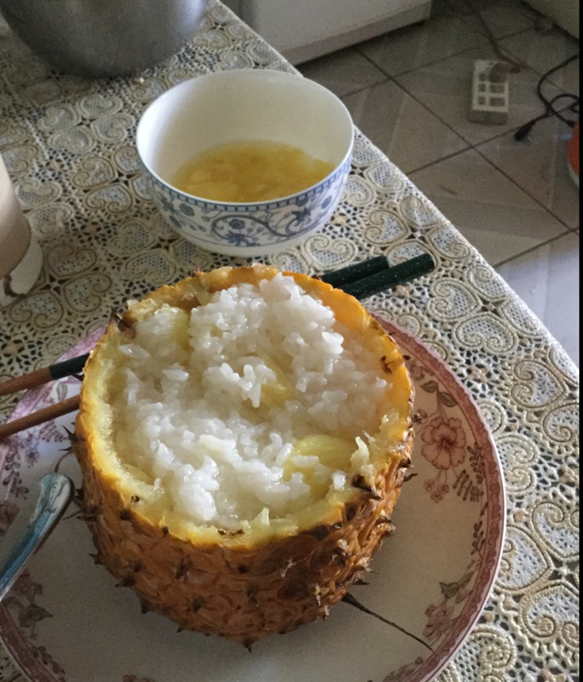 傣家菠萝饭