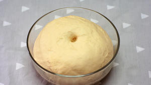 奶香小餐包—超快手豆沙面包的做法 步骤1