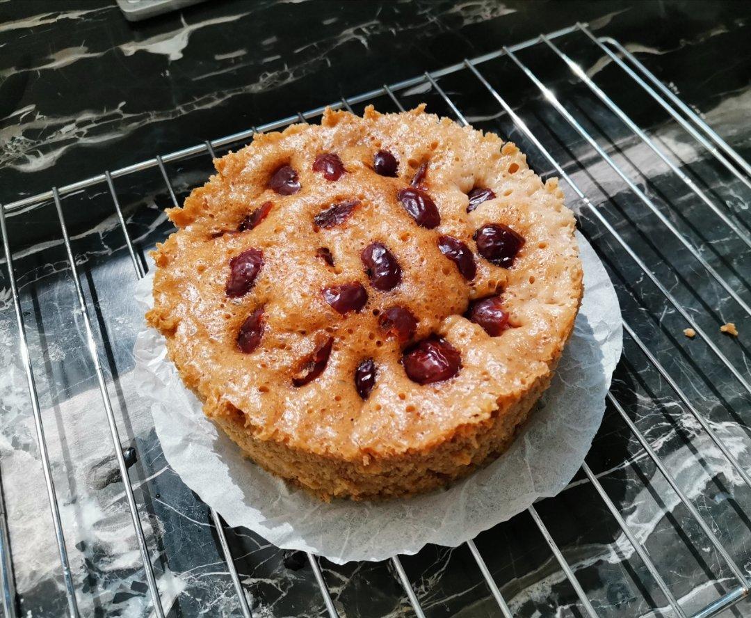 Q弹柔软的红糖葡萄干发糕