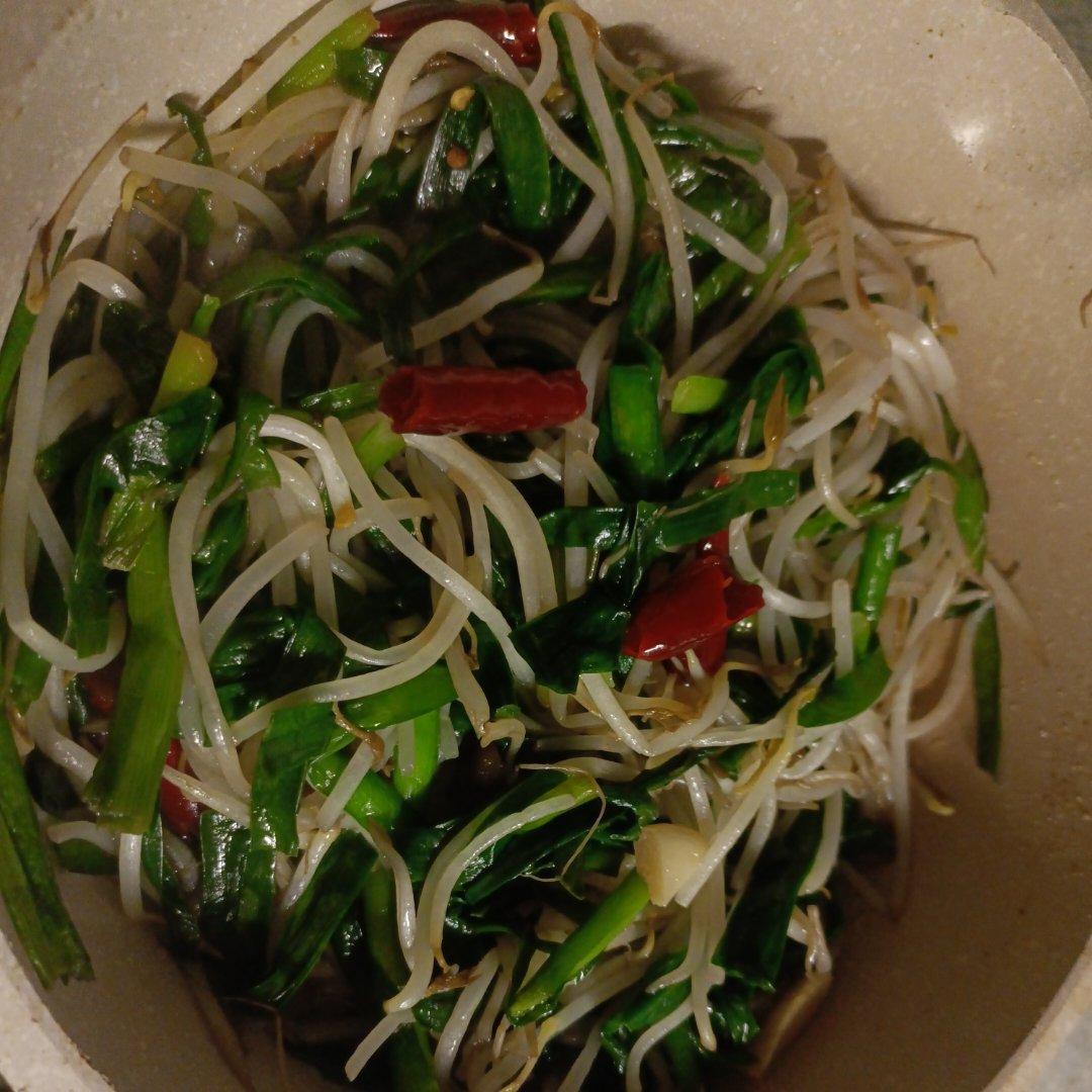韭菜炒豆芽