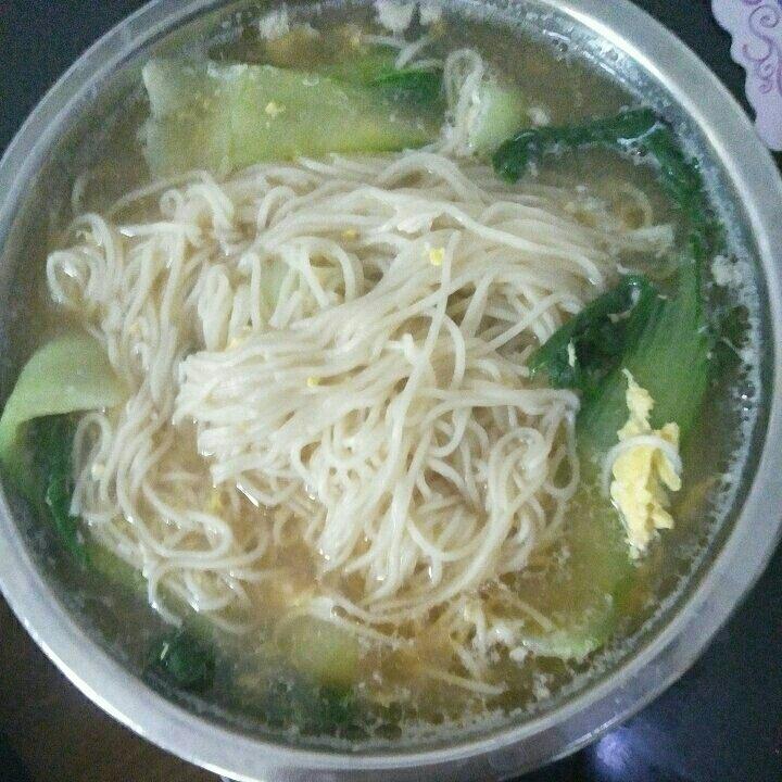 小白菜苗清汤面