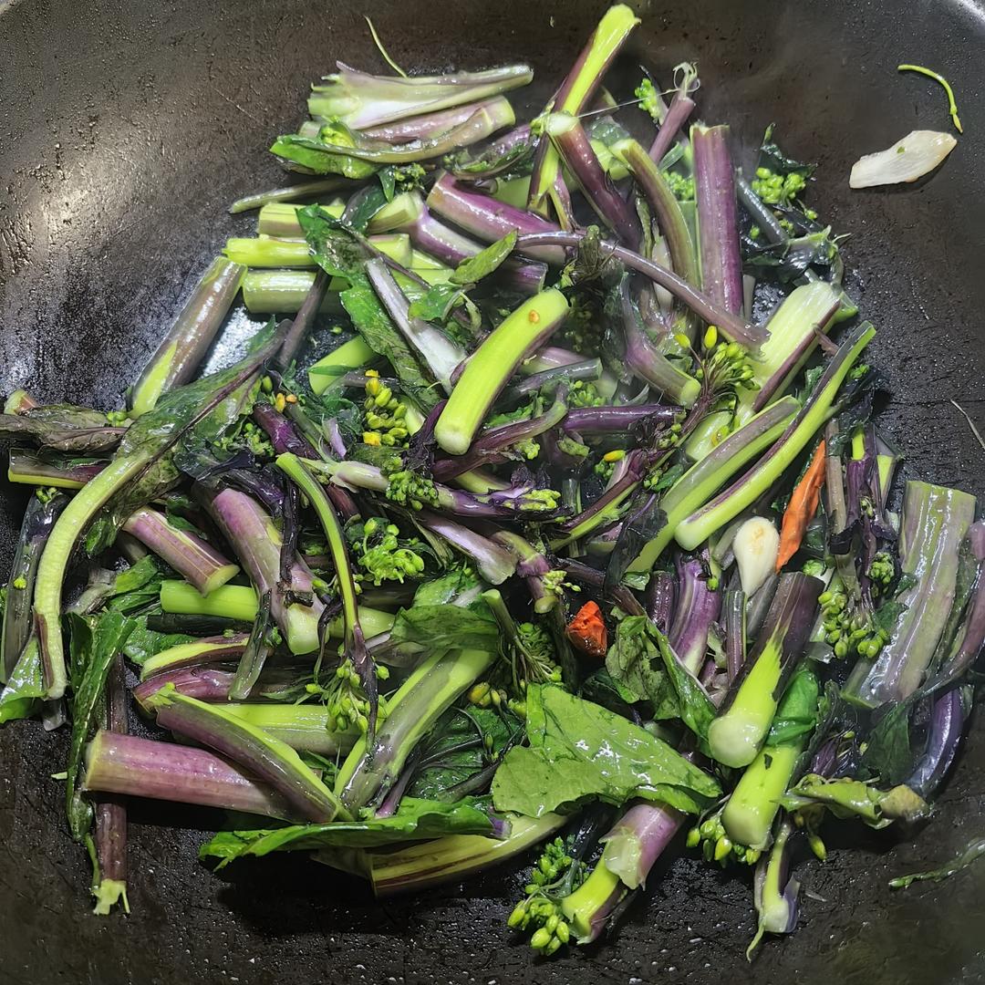 家常菜｜清炒红菜苔的做法
