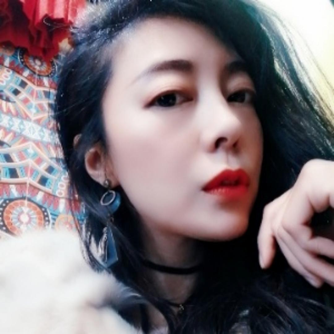 彩鲤的睫Jen