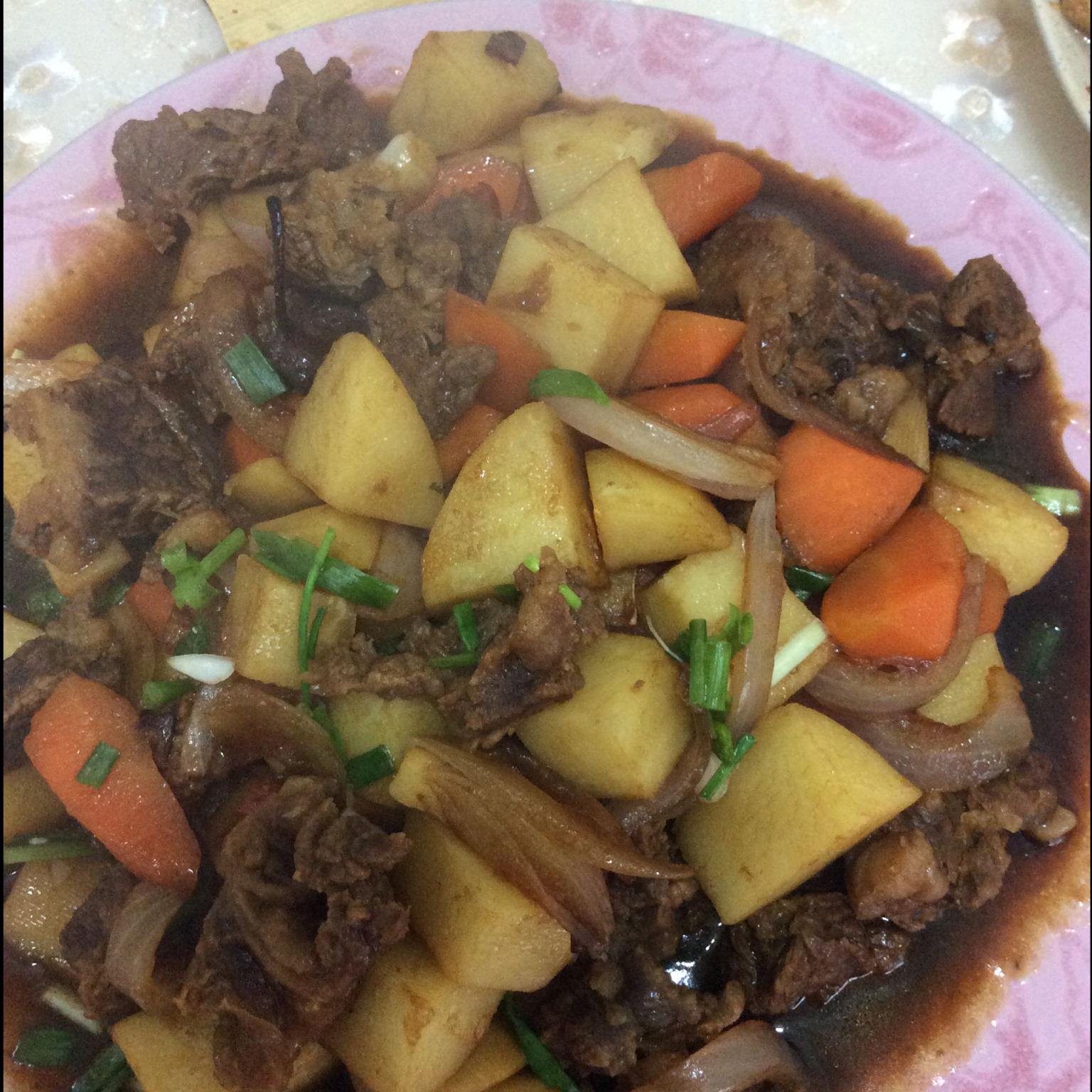 红烧土豆牛腩
