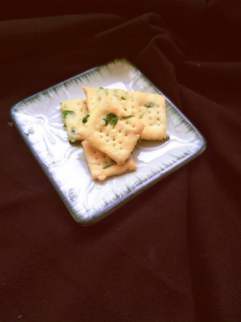 无糖香葱苏打咸饼干