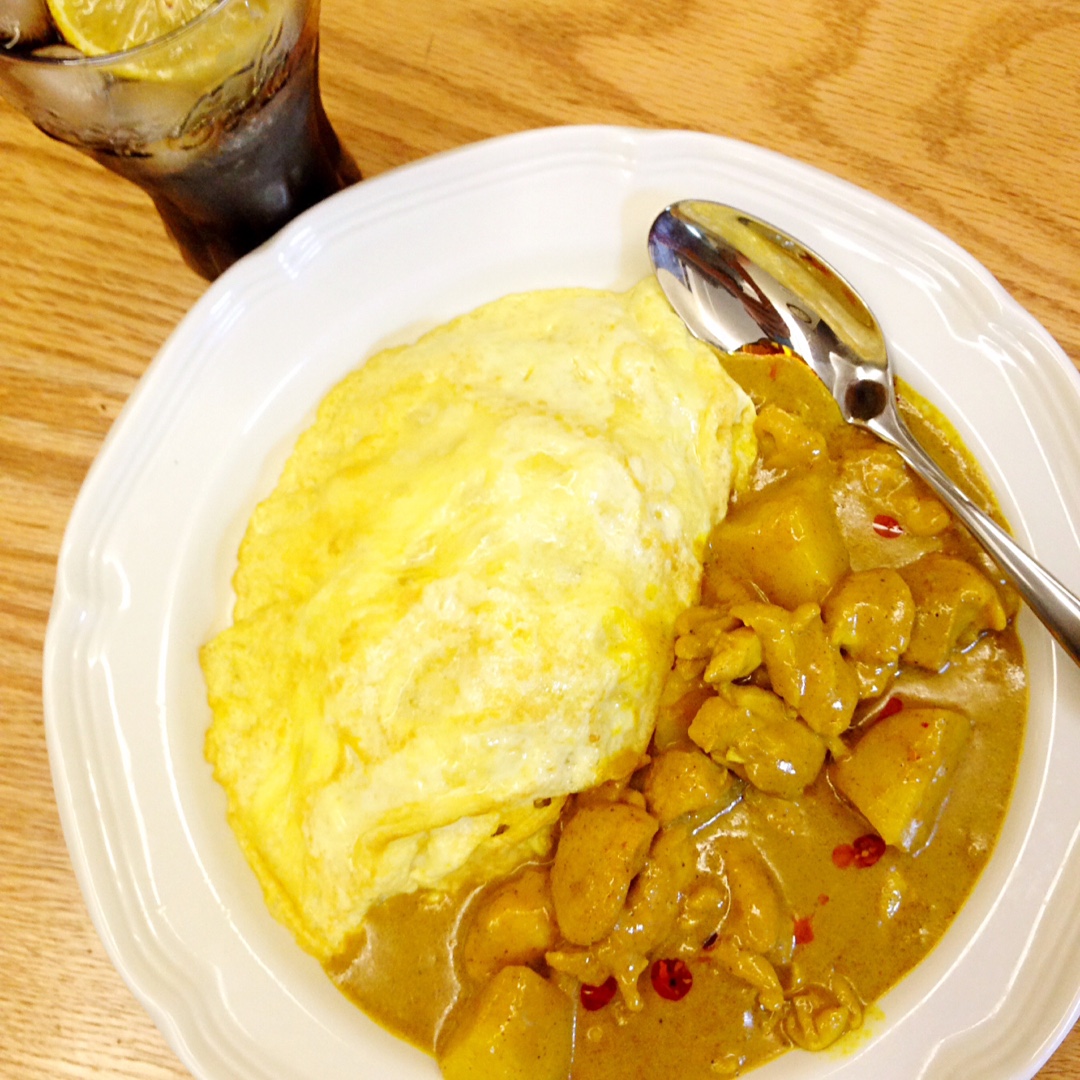 浅奈日式咖喱蛋包饭图片