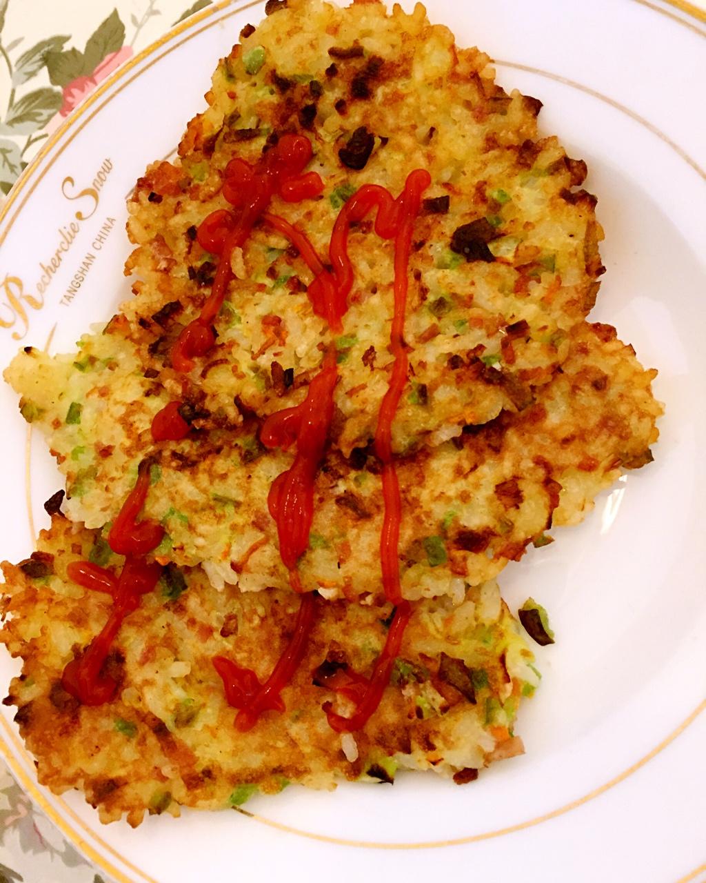 鸡蛋米饭饼