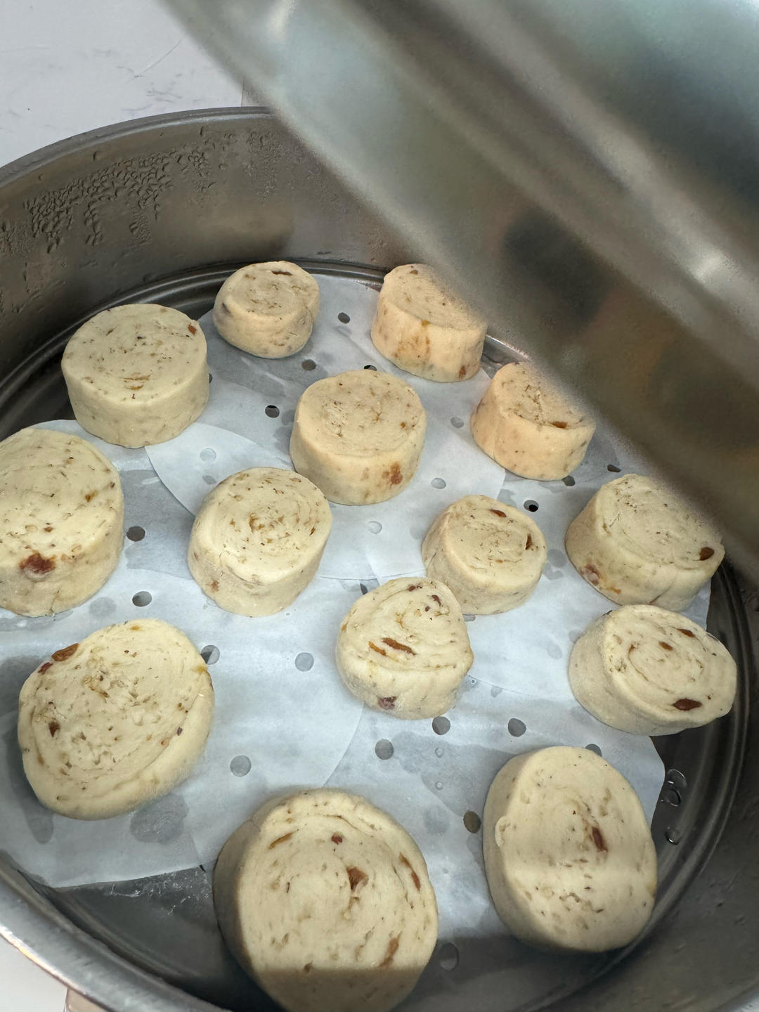 山药红枣黑芝麻馒头