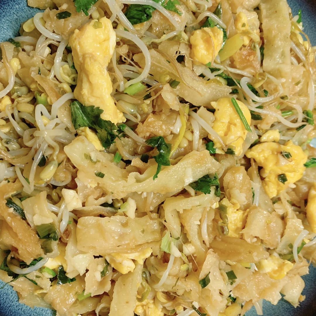 鸡蛋炒焖饼