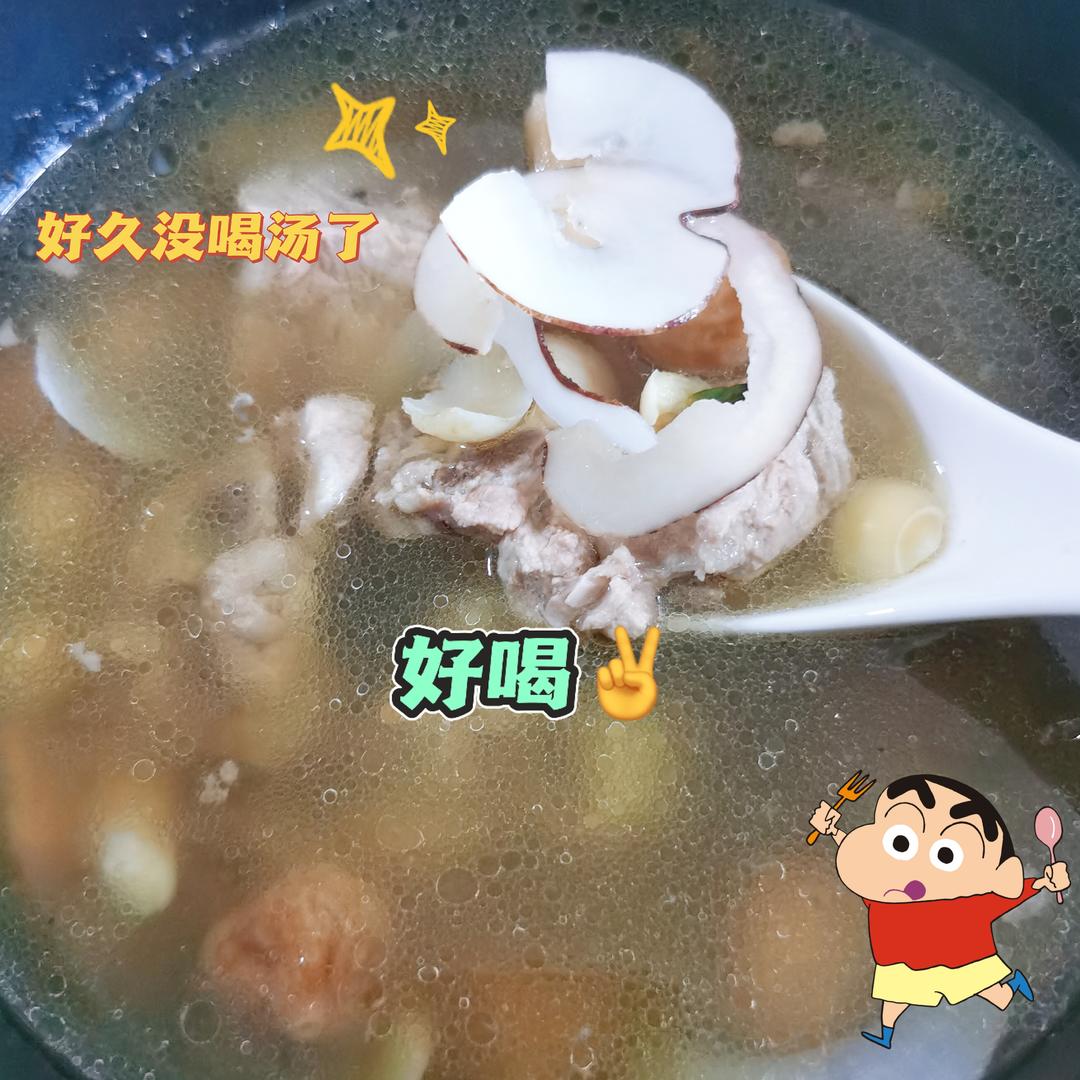 润肺去燥的海底椰无花果猪骨汤