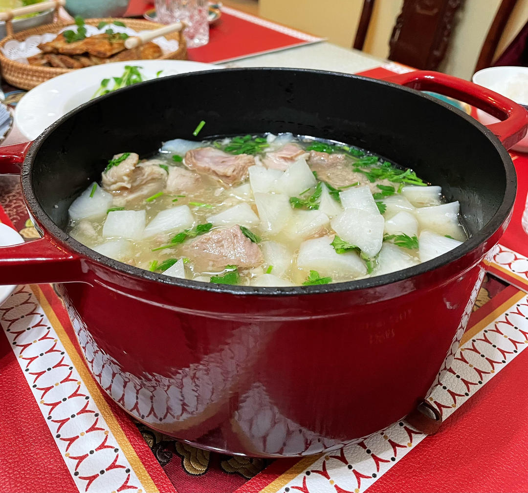 羊肉汤(炖萝卜)