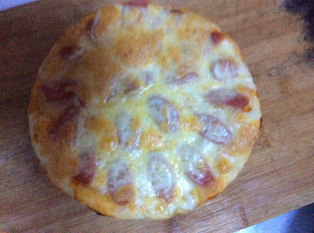萨拉米薄底披萨 Salami Pizza