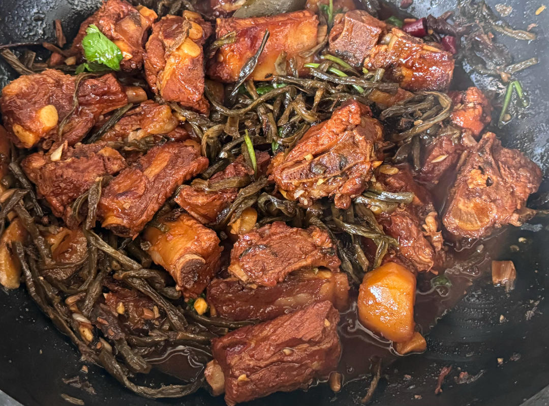 梅干菜干豆角炖排骨
