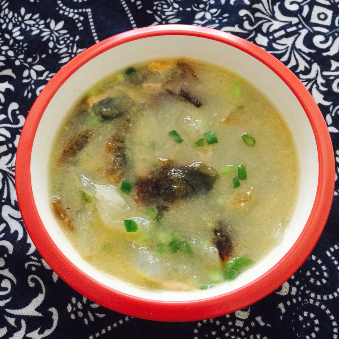 左耳听花落做的皮蛋冬瓜汤