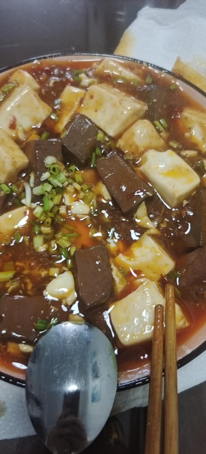 鸭血豆腐