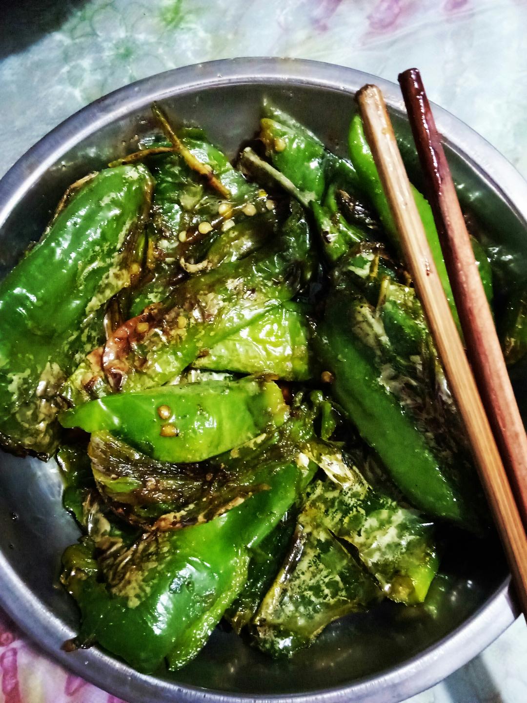 虎皮海椒的做法