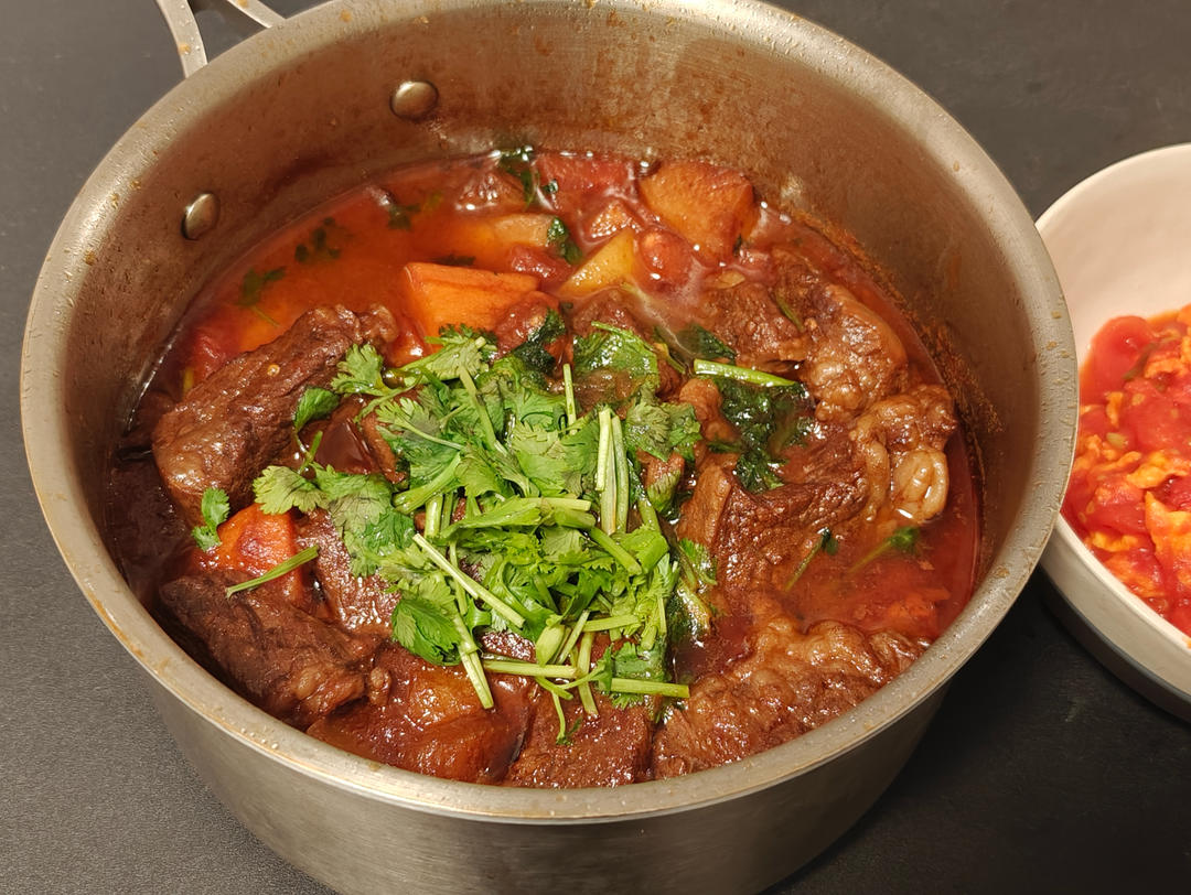沙沙土豆胡萝卜炖牛肉