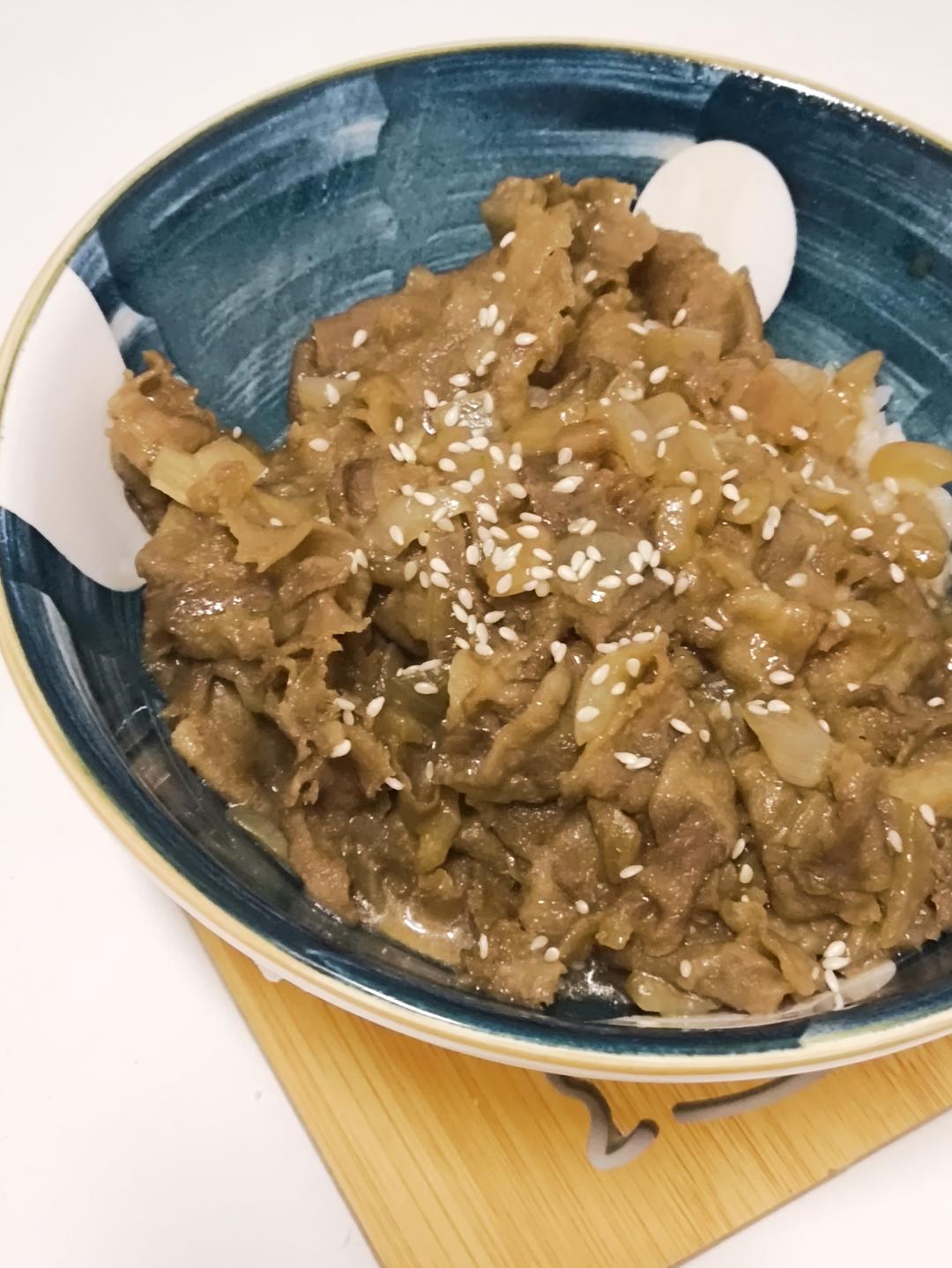 好吃到上头的日式肥牛饭✅一吃就爱上