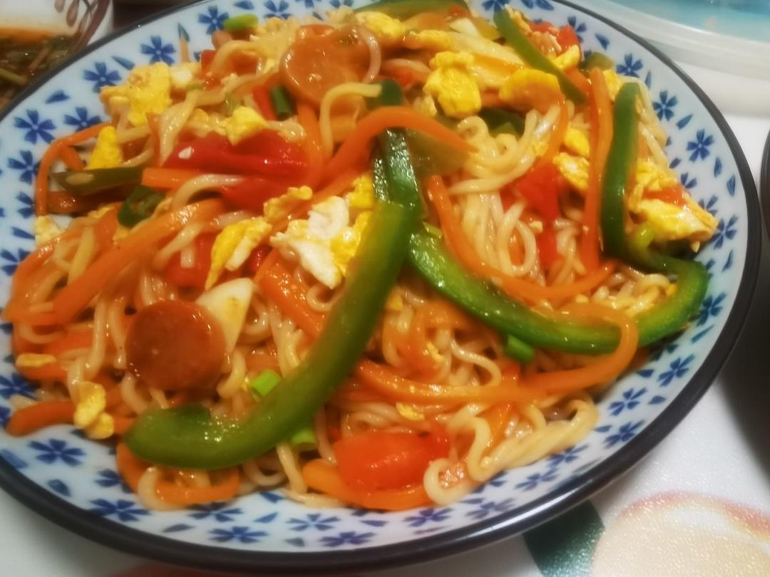简单好吃的快手炒面