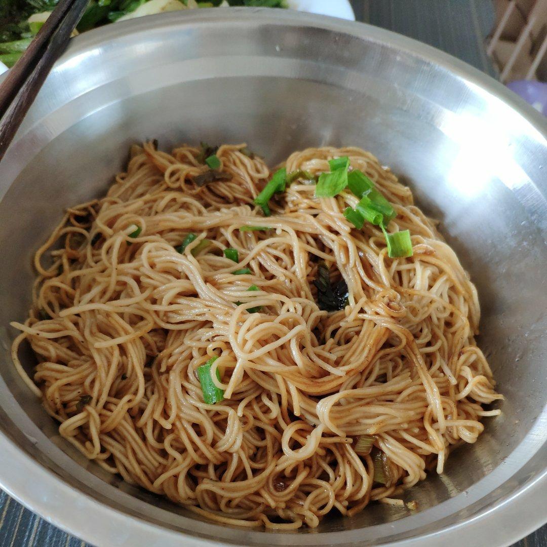 湖南人爱的猪油拌面