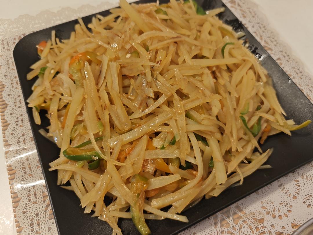 酸辣土豆丝的家常做法 超级下饭