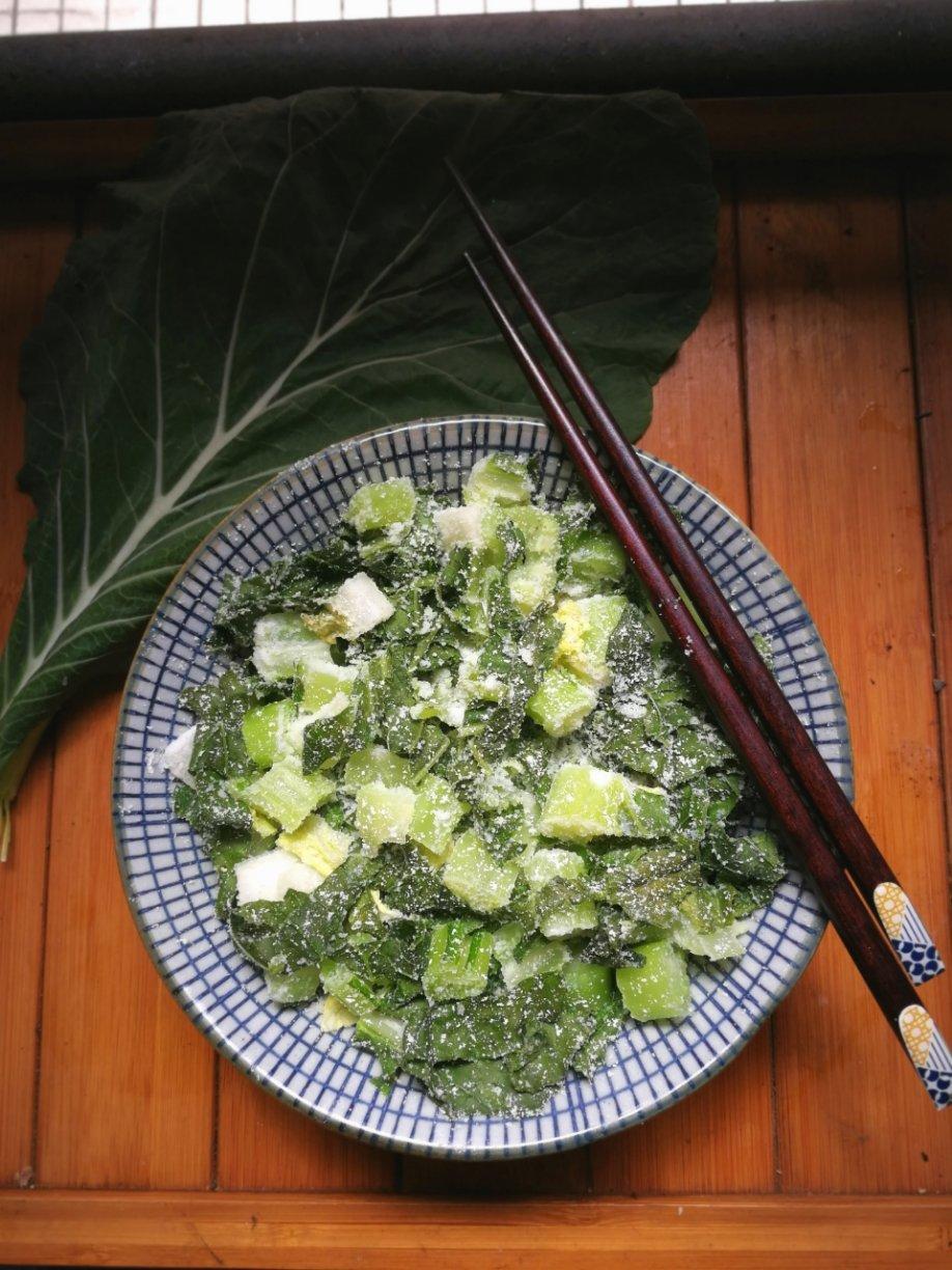 bbbbbea做的万能椰香粉蒸菜——椰子粉蒸雪里蕻