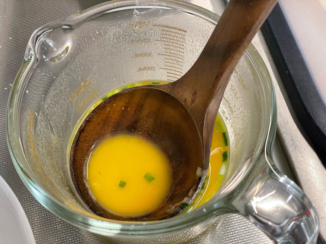 鸡蛋水饼