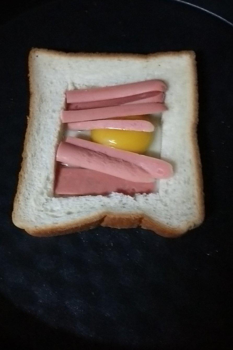 一片吐司的快手三明治