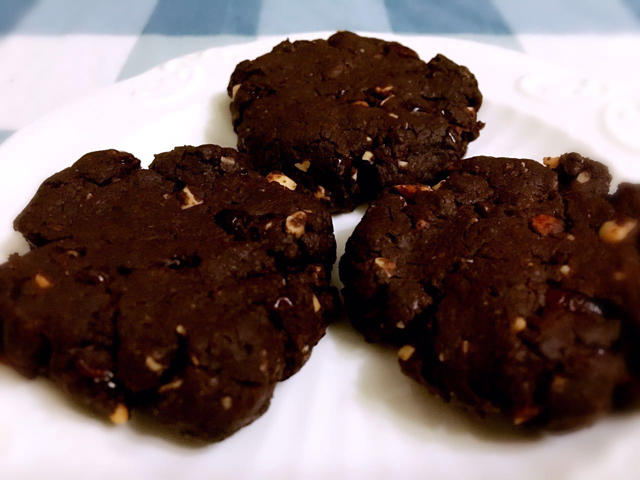 三重巧克力曲奇饼干 Triple Chocolate Cookies