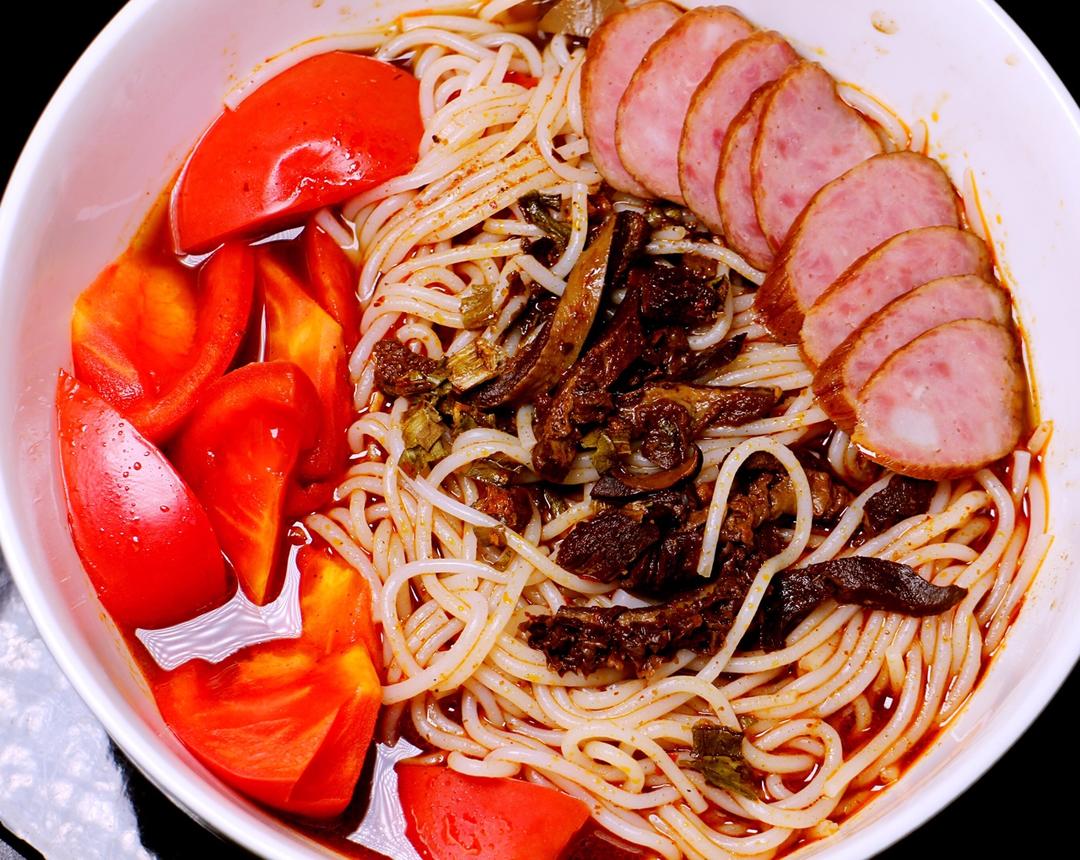 回回417做的快手番茄牛肉米粉