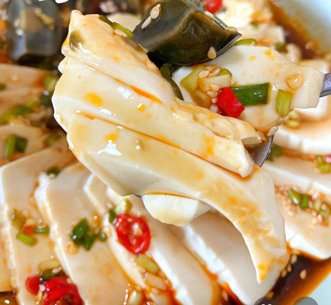 皮蛋豆腐-家常极简版的做法