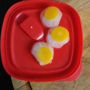 小煎蛋的做法 步骤2