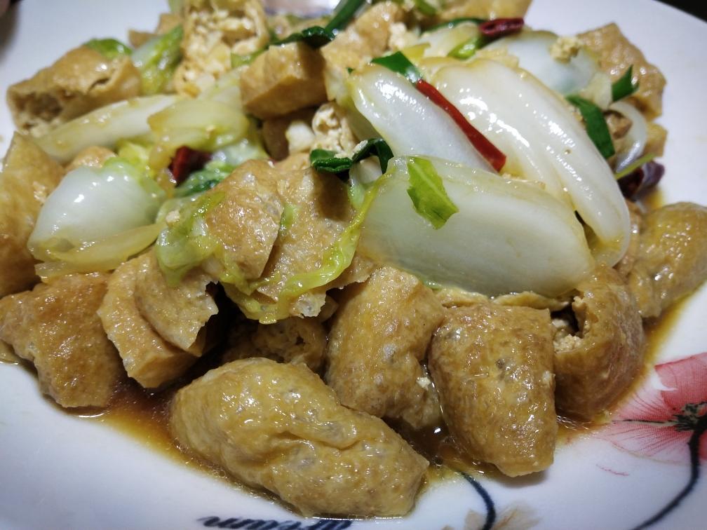 油豆腐炒白菜(简单好吃^O^)