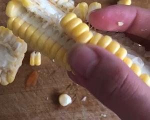 零失败的🌽玉米烙的做法 步骤2
