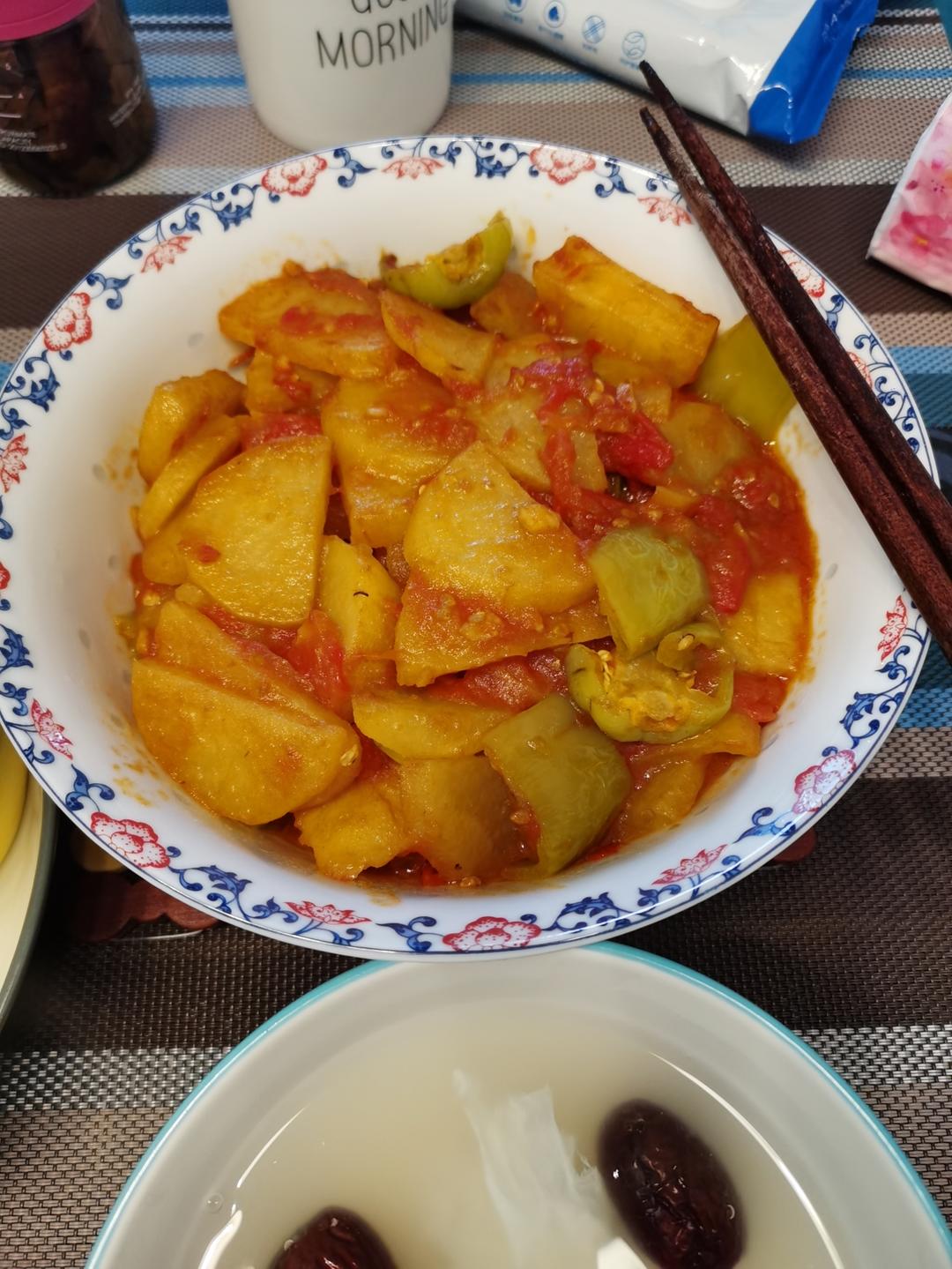 番茄焖土豆